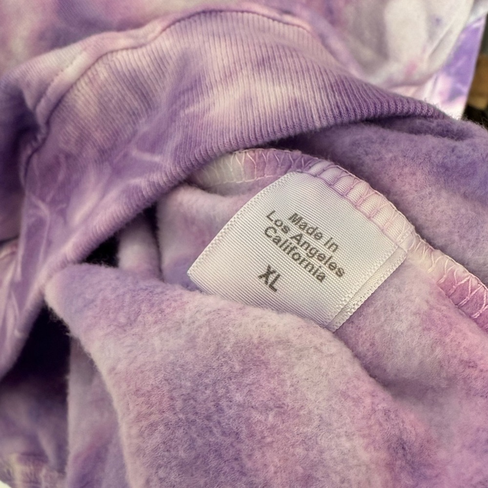 Brand New Claire V Poppy Tie Dye XL Crew Neck Sweater purple SO SOFT ๐ - Picture 7 of 13